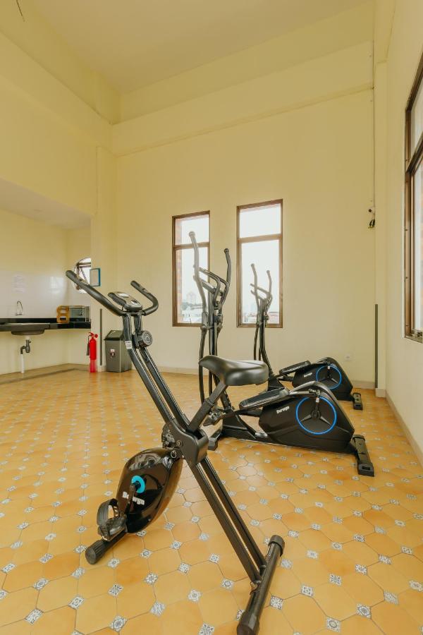 ג'קרטה Urbanest Inn House Slipi מראה חיצוני תמונה