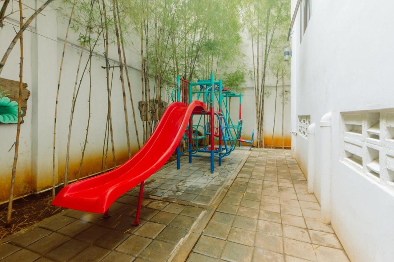 ג'קרטה Urbanest Inn House Slipi מראה חיצוני תמונה