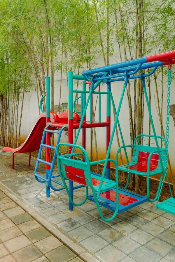 ג'קרטה Urbanest Inn House Slipi מראה חיצוני תמונה