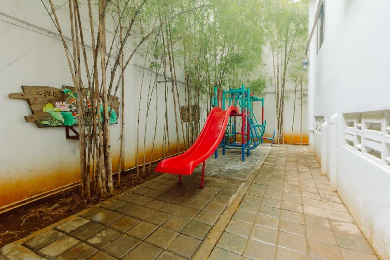 ג'קרטה Urbanest Inn House Slipi מראה חיצוני תמונה